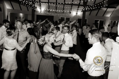 Hochzeitsfeier mit Party-Stimmung und Hochzeits-DJ René de Rot