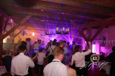 Hochzeitsparty in der Wassermühle Wardenburg mit Hochzeits-DJ René de Rot