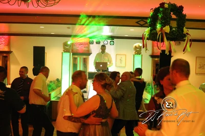 Hochzeitsfeier | Hotel Ripken | Hochzeits-DJ René de Rot | Bild 19 von 37