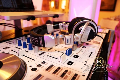 Hochzeit | Mittenfelder Diele | Hochzeits-DJ René de Rot | Bild 5 von 22