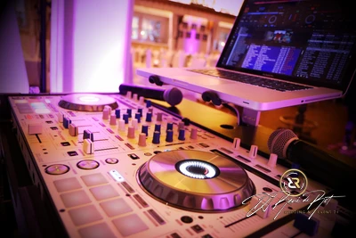 Hochzeit | Scheune Ahrenshof | Hochzeits-DJ René de Rot | Bild 5 von 23