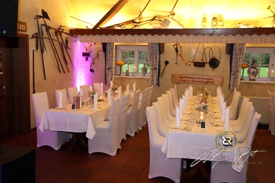 Hochzeit | Scheune Ahrenshof | Hochzeits-DJ René de Rot | Bild 11 von 23