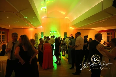 Hochzeit | Landgasthof Bischoff | Hochzeits-DJ René de Rot | Bild 13 von 23