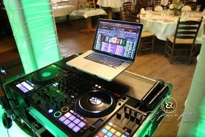 Hochzeit | DreiMädelHaus | DJ René de Rot | Bild 7 von 28