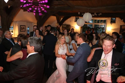 Hochzeit | DreiMädelHaus | DJ René de Rot | Bild 23 von 28