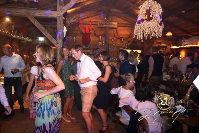 Hölzerne Hochzeit | Ahrenshof | Hochzeits-DJ René de Rot | Bild 15 von 24