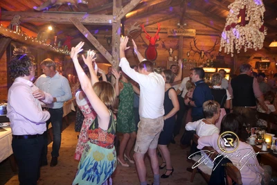 Hölzerne Hochzeit | Ahrenshof | Hochzeits-DJ René de Rot | Bild 19 von 24
