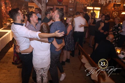 Hölzerne Hochzeit | Ahrenshof | Hochzeits-DJ René de Rot | Bild 23 von 24
