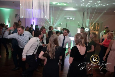 13 | 04 | 2019 - Hochzeit - Ostfriesischer Hof - DJ René de Rot - Bild 6 von 32