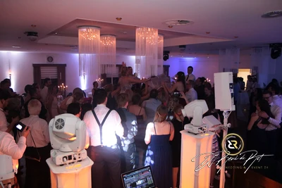 13 | 04 | 2019 - Hochzeit - Ostfriesischer Hof - DJ René de Rot - Bild 18 von 32