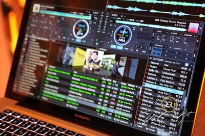 21 | 12 | 2021 - Winterhochzeit - Hof Egbers - Ganderkesee - DJ René de Rot - Bild 3 von 24