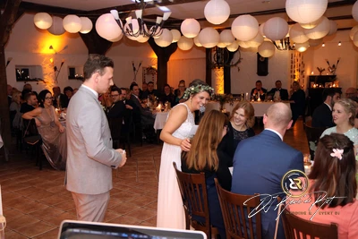 21 | 12 | 2021 - Winterhochzeit - Hof Egbers - Ganderkesee - DJ René de Rot - Bild 6 von 24