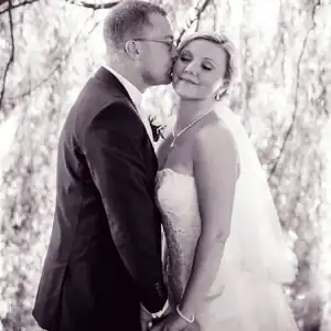 Annette & Henning bei ihrer Hochzeit im Wardenburger Hof – DJ René de Rot sorgte für die Stimmung