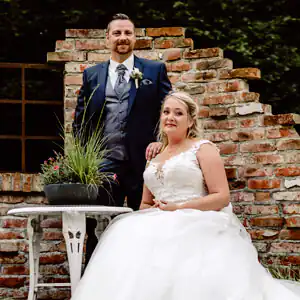 Brautpaar Katharina und Marco bei ihrer Hochzeit im Landhaus Etzhorn in Oldenburg – DJ René de Rot sorgte für die Party