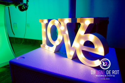 Love is all around | White Wedding Paket | DJ Oldenburg